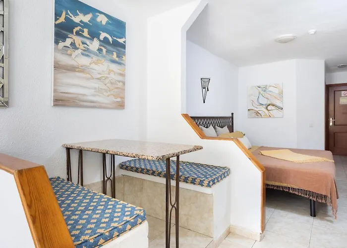 50m From Puerto Colon * 아데제